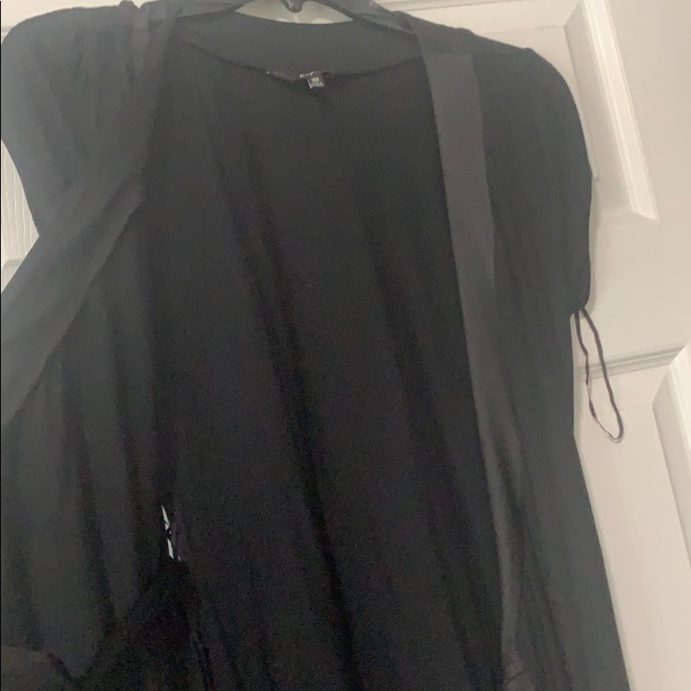 EXPRESS BLACK WRAP DRESS - Picture 4 of 6